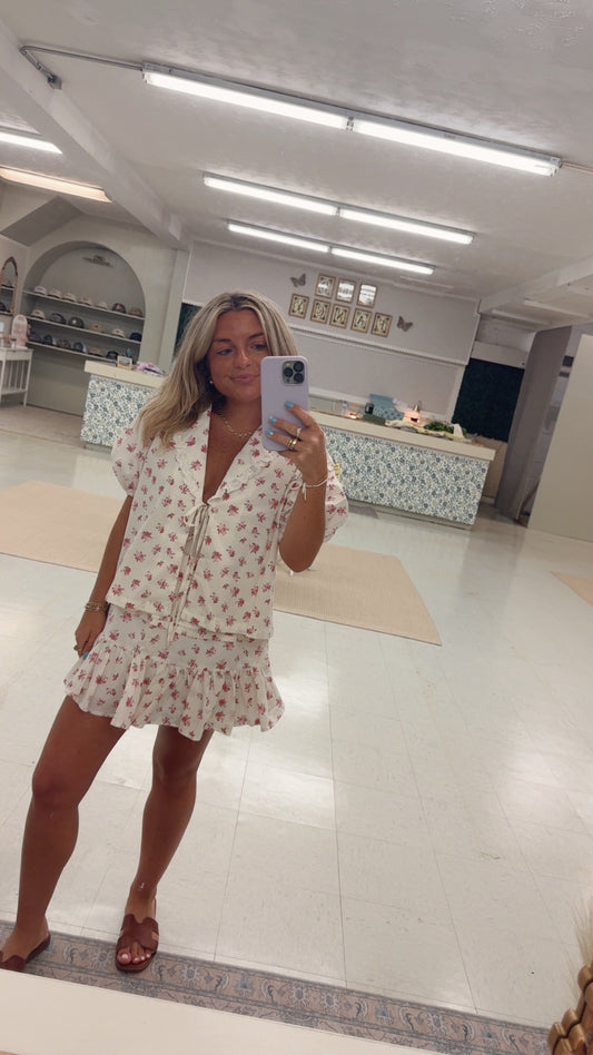 Cream floral mini skirt